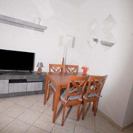 Delightful Apartment Close To The Center 리도디오스티아 외부 사진